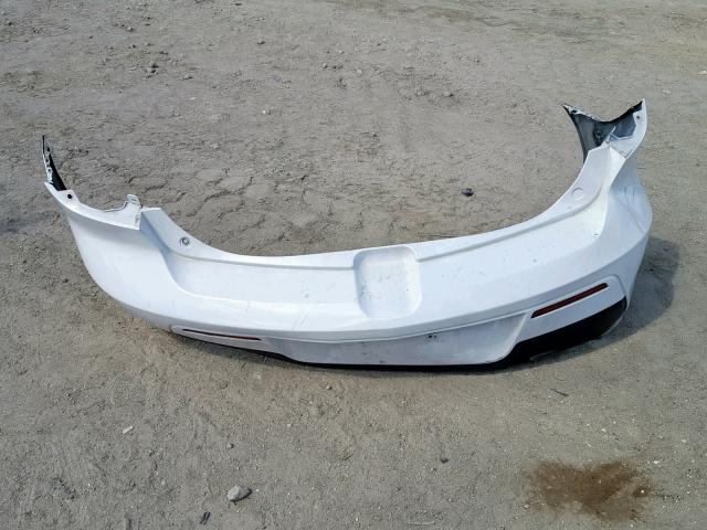 JM1BK343681869717 - 2008 MAZDA 3 HATCHBAC WHITE photo 9