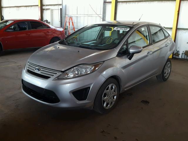 3FADP4AJ0CM185413 - 2012 FORD FIESTA S SILVER photo 2