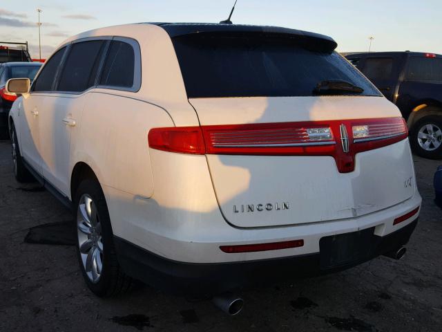 2LMHJ5FR5ABJ00310 - 2010 LINCOLN MKT WHITE photo 3