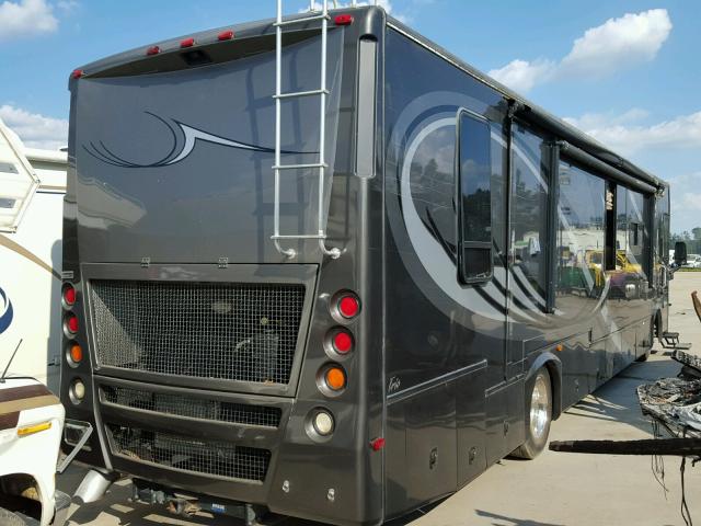 5B4NR973482001044 - 2008 WORKHORSE CUSTOM CHASSIS MOTORHOME GRAY photo 4