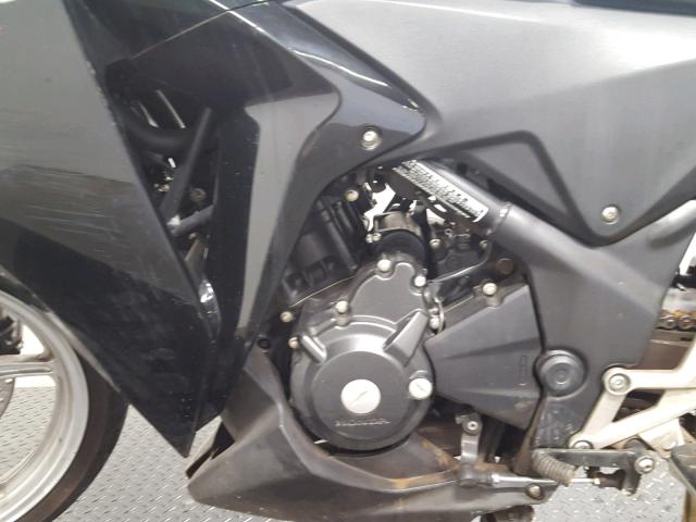 MLHMC4110B5000414 - 2011 HONDA CBR250 R BLACK photo 6