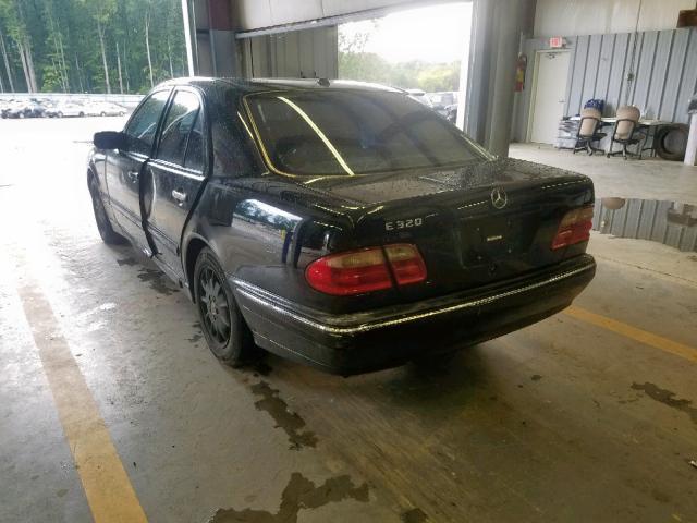 WDBJF65J41B280517 - 2001 MERCEDES-BENZ E 320 BLACK photo 3