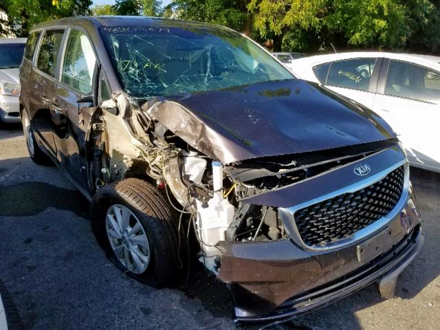 KNDMB5C13J6398610 - 2018 KIA SEDONA LX GRAY photo 1