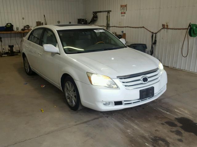 4T1BK36B66U112134 - 2006 TOYOTA AVALON XL WHITE photo 1