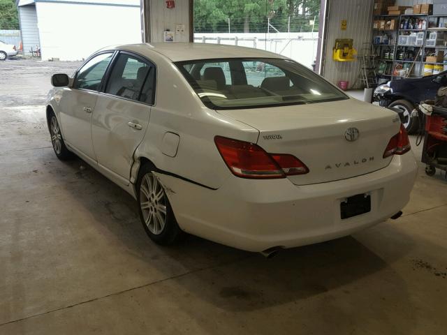 4T1BK36B66U112134 - 2006 TOYOTA AVALON XL WHITE photo 3