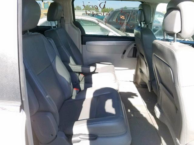 2V4RW3DG6BR625791 - 2011 VOLKSWAGEN ROUTAN SE WHITE photo 6