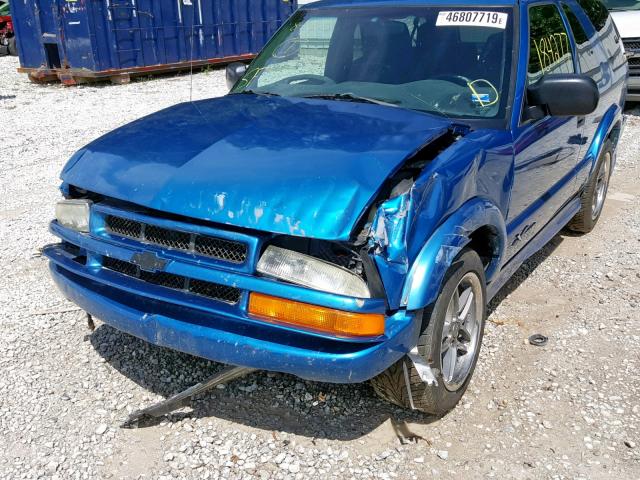 1GNCS18WX1K236562 - 2001 CHEVROLET BLAZER BLUE photo 9