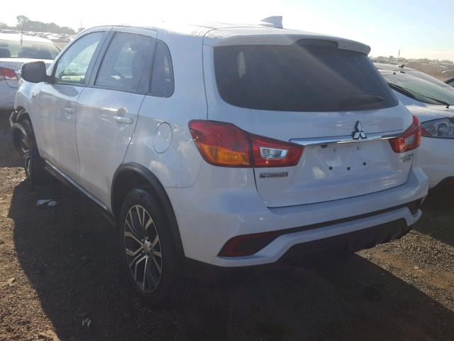 JA4AP3AU3JU004390 - 2018 MITSUBISHI OUTLANDER WHITE photo 3