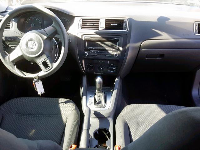 3VW2K7AJXEM438951 - 2014 VOLKSWAGEN JETTA BASE 黑色 照片 9