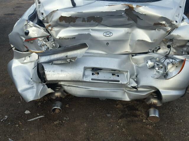 KMHHN65D53U094386 - 2003 HYUNDAI TIBURON SE SILVER photo 9