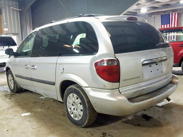 1C4GP45R05B117470 - 2005 CHRYSLER TOWN & COU SILVER photo 3