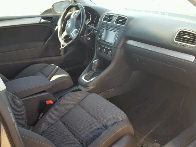 WVWBM7AJ2CW062742 - 2012 VOLKSWAGEN GOLF 银色 照片 5