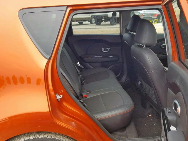 KNDJX3AA2J7592552 - 2018 KIA SOUL ! Narıncı foto 6
