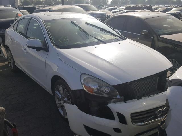 YV1902FH5C2052436 - 2012 VOLVO S60 T6 WHITE photo 1