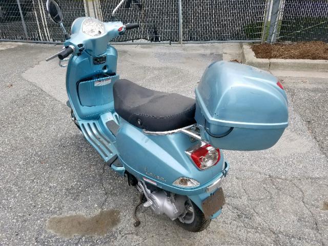 ZAPC386B6B5300304 - 2011 VESPA LX 50 BLUE photo 3