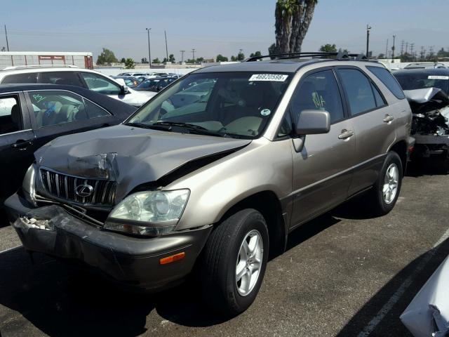 JTJGF10UX20128512 - 2002 LEXUS RX 300 TAN photo 2