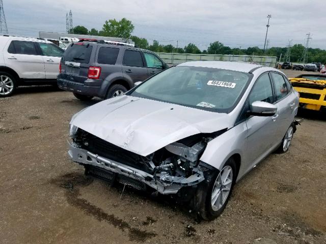 1FADP3F24HL276222 - 2017 FORD FOCUS SE SILVER photo 2