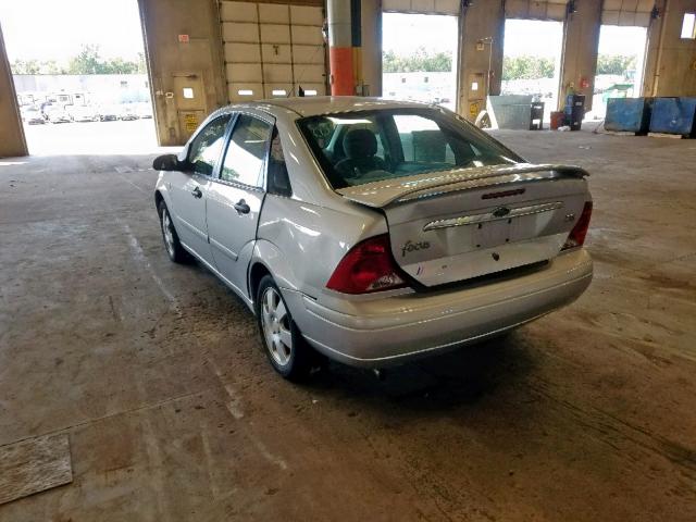 1FAFP38302W129853 - 2002 FORD FOCUS ZTS SILVER photo 3