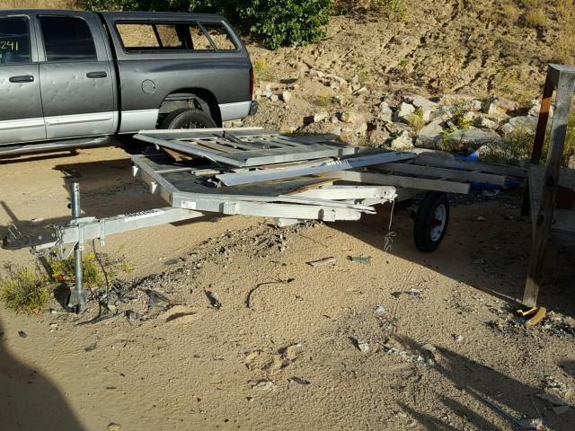 4TCSS110X5HV03392 - 2005 UTILITY TRAILER SILVER photo 2