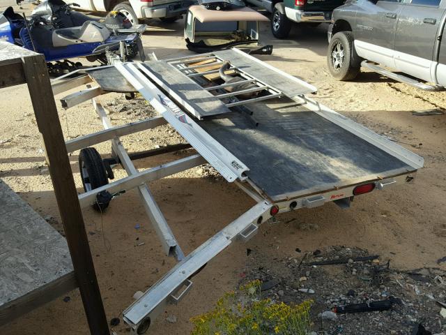 4TCSS110X5HV03392 - 2005 UTILITY TRAILER SILVER photo 3