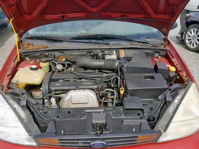 3FAFP313X2R146267 - 2002 FORD FOCUS ZX3 RED photo 7