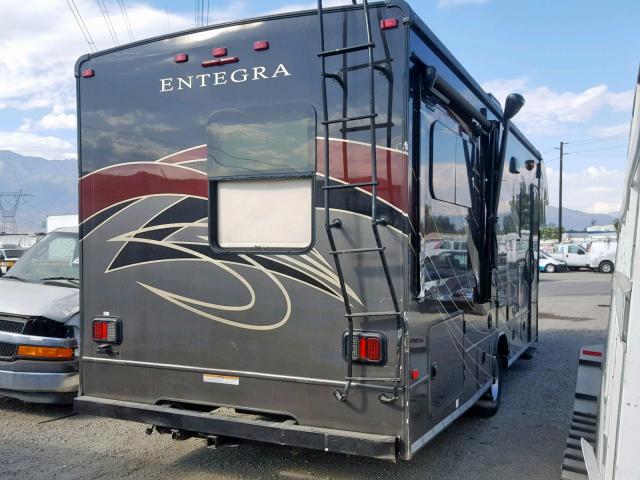 1FDXE4FS0KDC04367 - 2019 ENTE MOTORHOME GRAY photo 4