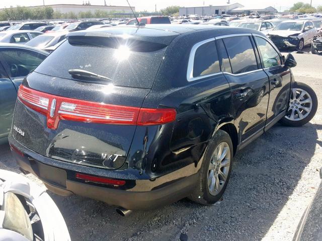 2LMHJ5AT2JBL01701 - 2018 LINCOLN MKT BLACK photo 4