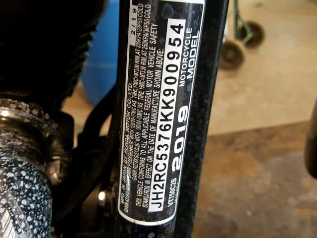 JH2RC5376KK900954 - 2019 HONDA VT750 C2B BLACK photo 10