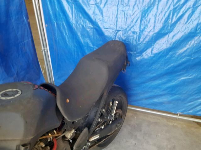 JS1GN79A952103265 - 2005 SUZUKI GSX600 F BLACK photo 6