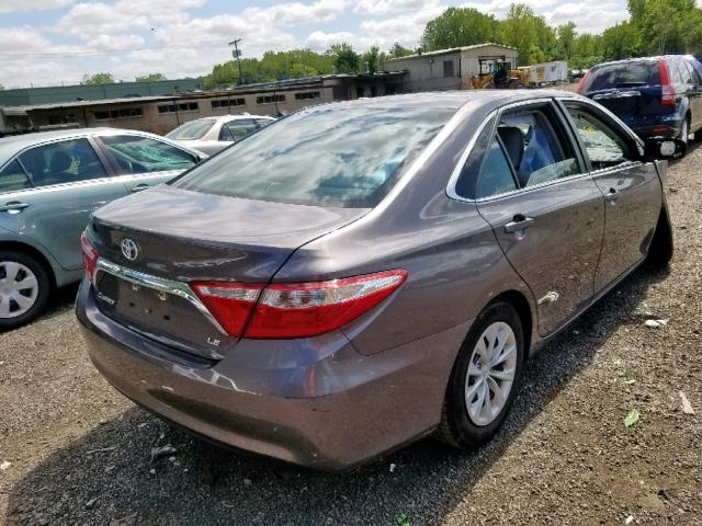 4T4BF1FK4FR445043 - 2015 TOYOTA CAMRY LE CHARCOAL photo 4