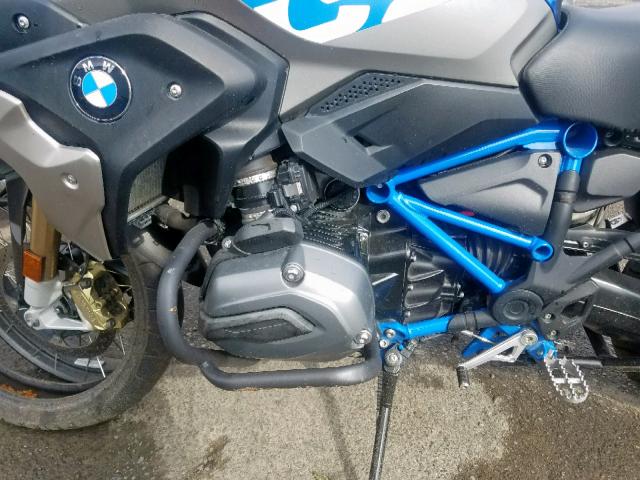 WB10A6104HZ655457 - 2017 BMW R1200 GS GRAY photo 7