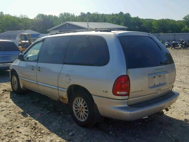 1C4GP44RXYB582800 - 2000 CHRYSLER TOWN & COU SILVER photo 3