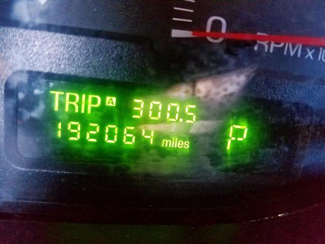 1LNHM87AX2Y630189 - 2002 LINCOLN LS 金色 照片 8