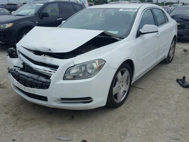 1G1ZD5E76AF139622 - 2010 CHEVROLET MALIBU 2LT WHITE photo 2