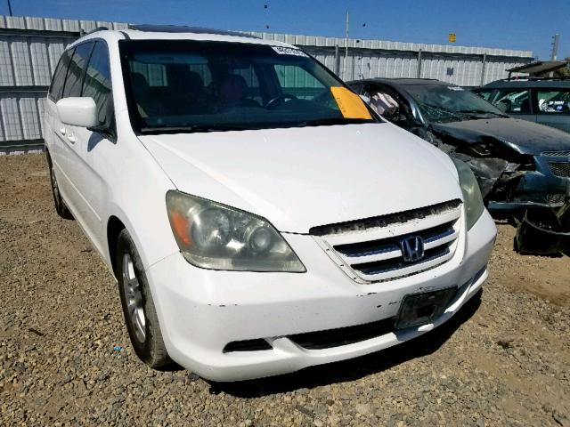 5FNRL38706B074269 - 2006 HONDA ODYSSEY EX WHITE photo 1