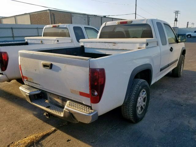 1GCDT39E988212904 - 2008 CHEVROLET COLORADO L WHITE photo 4