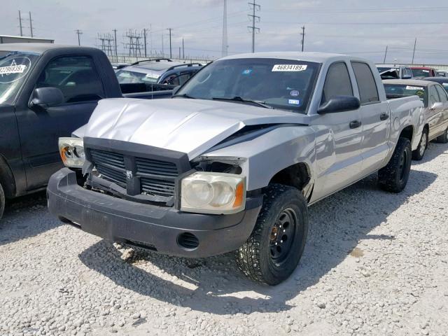 1D7HE28K27S215115 - 2007 DODGE DAKOTA QUA SILVER photo 2