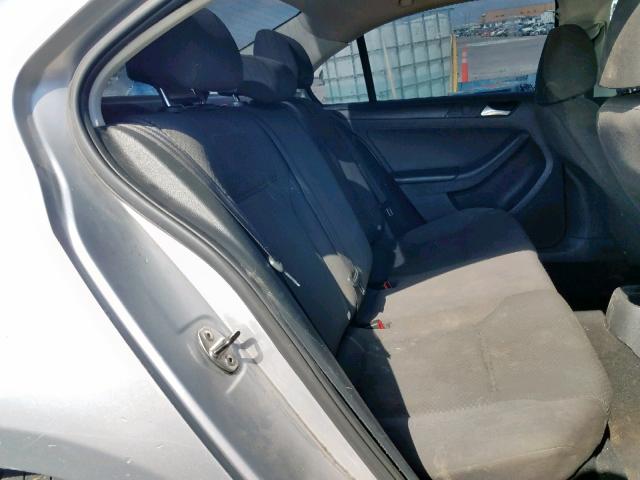 3VW2K7AJ3DM401223 - 2013 VOLKSWAGEN JETTA BASE SILVER photo 6