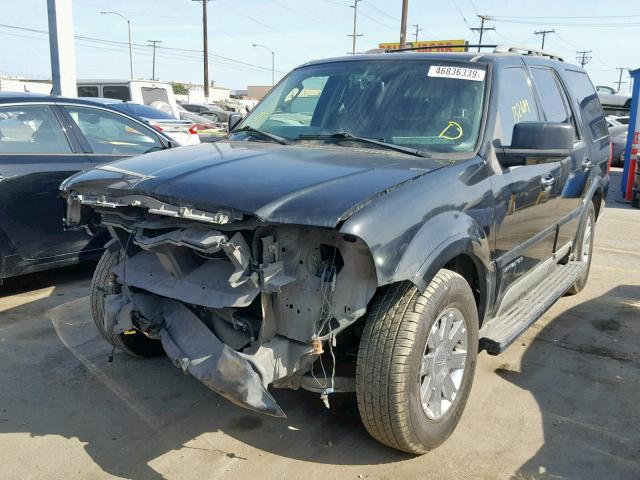 5LMFU27R33LJ50257 - 2003 LINCOLN NAVIGATOR შავი ფოტო 2