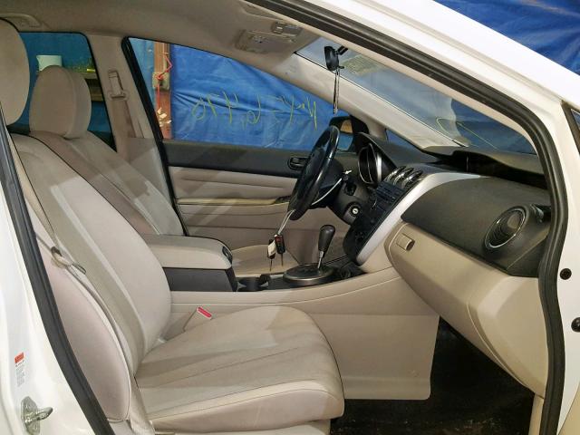 JM3ER2WM3A0321394 - 2010 MAZDA CX-7 WHITE photo 5