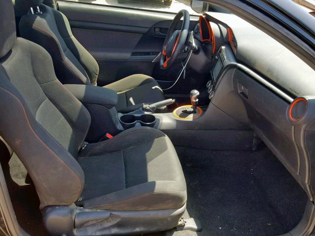 JTKJF5C70FJ007776 - 2015 TOYOTA SCION TC ორფეროვანი ფოტო 5