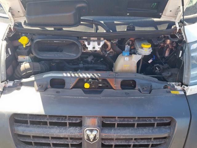 3C6TRVDG4HE538055 - 2017 RAM PROMASTER 白色 照片 7