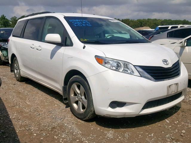 5TDKK3DC5DS305036 - 2013 TOYOTA SIENNA LE WHITE photo 1