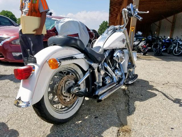 1HD1BXB181Y080582 - 2001 HARLEY-DAVIDSON FLSTFI WHITE photo 4