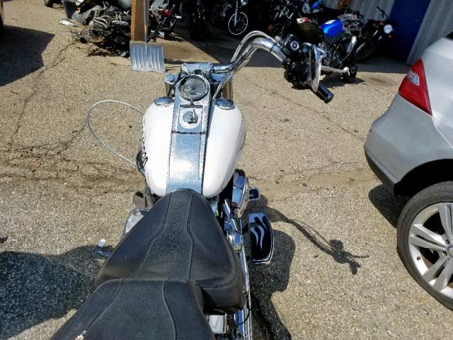 1HD1BXB181Y080582 - 2001 HARLEY-DAVIDSON FLSTFI WHITE photo 5