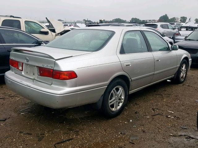 JT2BG22K9Y0401744 - 2000 TOYOTA CAMRY CE SILVER photo 4