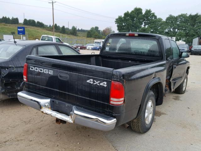 1B7GG22Y7XS281446 - 1999 DODGE DAKOTA BLACK photo 4