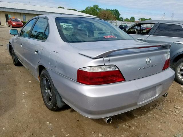 19UUA56692A059957 - 2002 ACURA 3.2TL SILVER photo 3