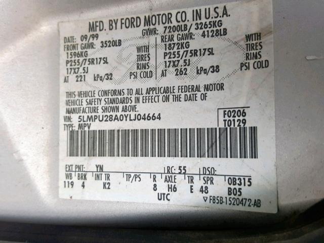 5LMPU28A0YLJ04664 - 2000 LINCOLN NAVIGATOR SILVER photo 10