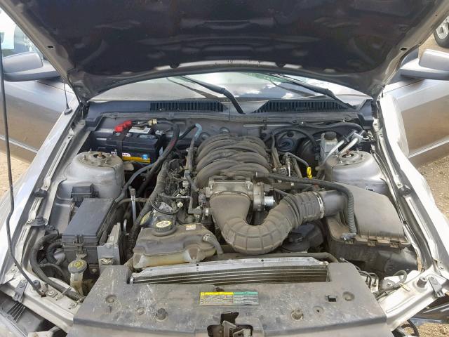 1ZVHT82H695120166 - 2009 FORD MUSTANG GT SILVER photo 7